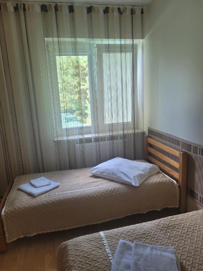 Albert Turystyczne Uslugi Hotelarskie Varsó Kültér fotó